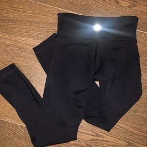 Lululemon wunder under ( low rise )